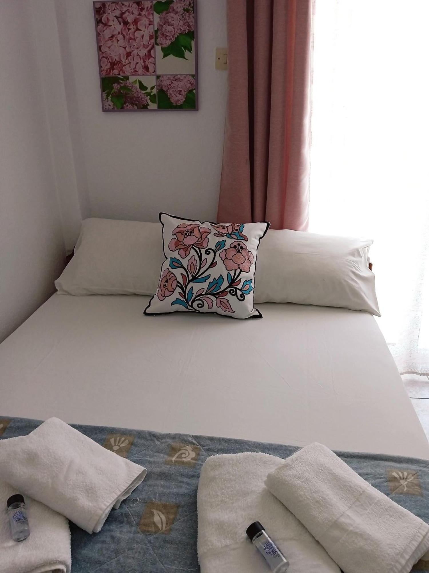 Frini Apartments And Studios Paralia Katerinis Exterior photo